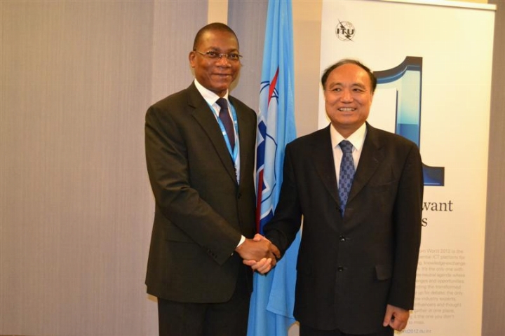 Rencontre de Dubaï : Koné Bruno échange avec le secrétaire Général Adjoint de l`Union Internationale des Télécommunications